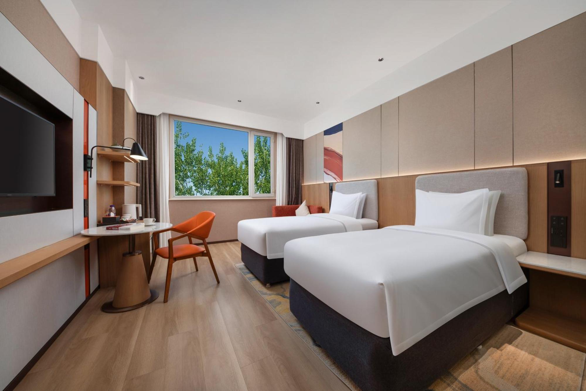 Holiday Inn Express Shangdi Beijing By Ihg L Next To Yuanmingyuan Park & Subway & Qinghe Railway Station & Beijing Sport University L Taxi 15 Minutes To Summer Palace & Peking University & Tsinghua University L 20 Minutes To Badaling Great Wall By Ra Eksteriør billede