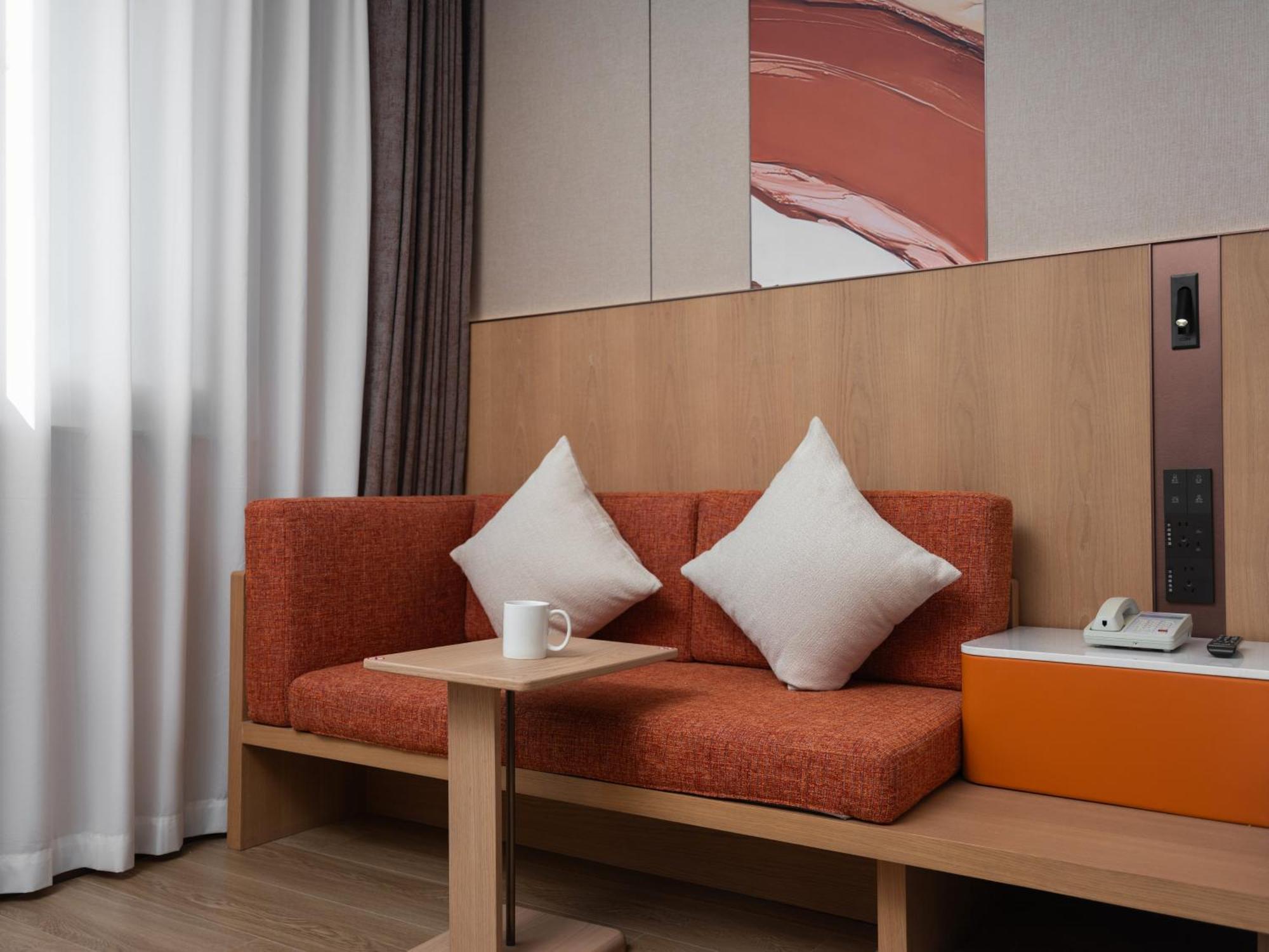 Holiday Inn Express Shangdi Beijing By Ihg L Next To Yuanmingyuan Park & Subway & Qinghe Railway Station & Beijing Sport University L Taxi 15 Minutes To Summer Palace & Peking University & Tsinghua University L 20 Minutes To Badaling Great Wall By Ra Eksteriør billede